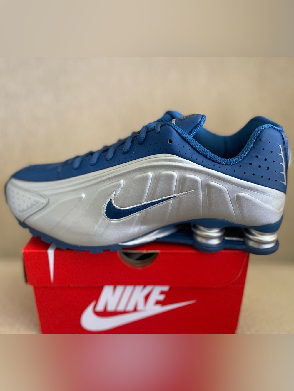 Nike Shox R4 Shoes Court Blue Metallic Silver IQ9391-476 Men's NEW